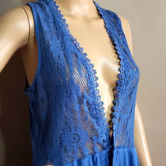 Indigo Thread Co lace upper bodice and bottom 2 inch blue polyester wrap, sz M - Picture 2 of 7